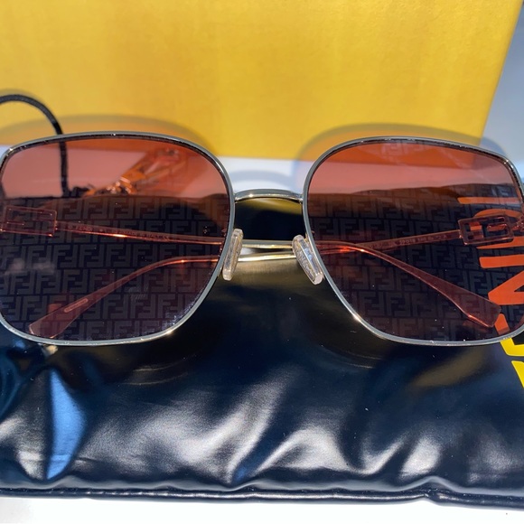 AUTHENTIC FENDI SUNGLASSES - Picture 10 of 11
